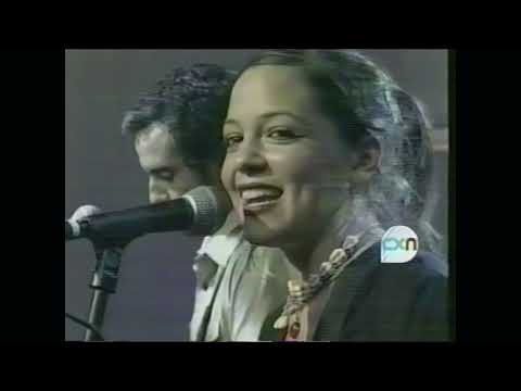 Natalia Lafourcade "En El 2000"- MTV Conexión (Parte 5) (La Forquetina)