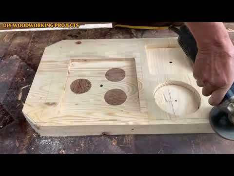 Unique And Useful DIY Woodworking Ideas // DIY Wall Clock That Displays A Lot Of Information