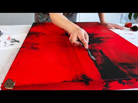 Intense colors and precious gold leaf: this work of art attracts everyone's attention!