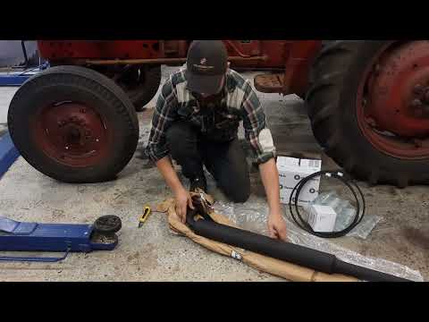 Tractor for 10 Dollars $$. Yes, It's true, And it Runs! // Part 1.