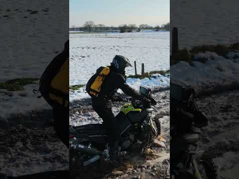 Snow Ride ❄️ Aprilia Tuareg 660 ICE ICE ICE #winter  #snow #djineo2 #drone