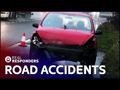 The Danger Of Driving On Wet Roads | The Motorway: Life In The Fast Lane | Real Responders