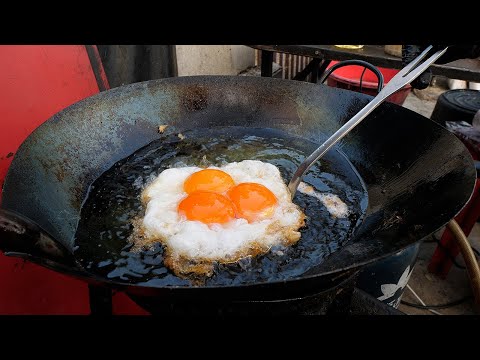 노른자3개, 오리알 고기 볶음 덮밥! 태국의 웍 조리 길거리 음식 / Thai wok-cooked street food