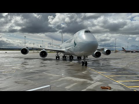 Boeing 747 Crosswind takeoff and landing