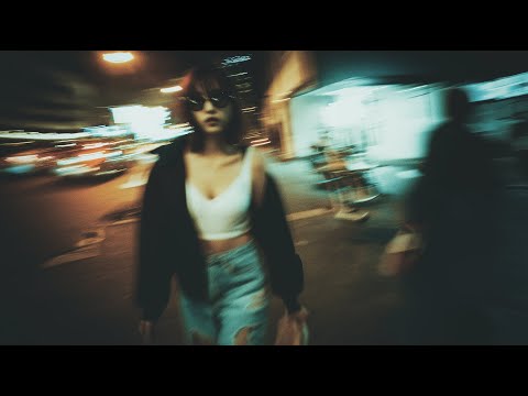 The city keeps moving, and so do we. // ambient deep techno mix