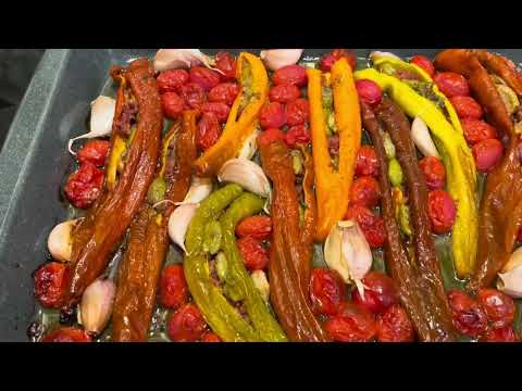 Stuffed banana peppers bursting with flavour. So simple, so good you'll get 2 meals.