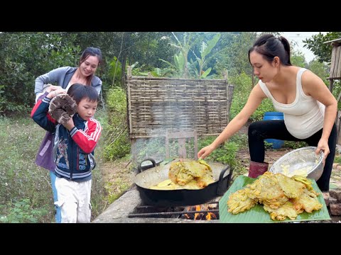 Country life. Harvesting potatoes happily, cooking delicious cakes for good children.