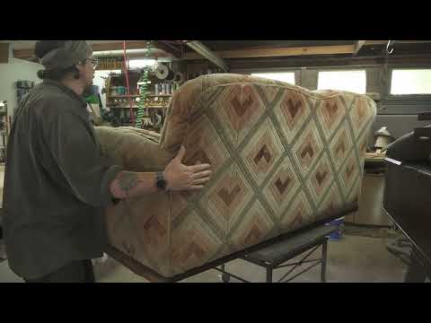 10 Days of hot hard work to restore this Art Deco Sofa