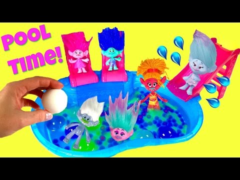 Trolls Dive into Pool with Bath Bombs