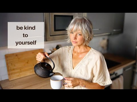 Simple Self-Care When You Feel Low - Mindful Weekly Reset