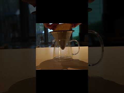 Making Coffee on a Moka Pot for the First Time ☕️