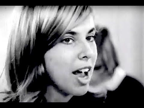 These Teenage Baby Boomers DIDN'T Rebel In The '60s. They Were Rich & Privileged