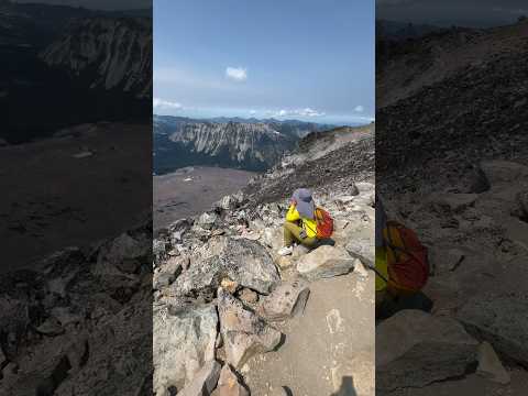 Climbing to the base of Mt. Rainer in Washington State and enjoying the view.🏔️🥾🌲