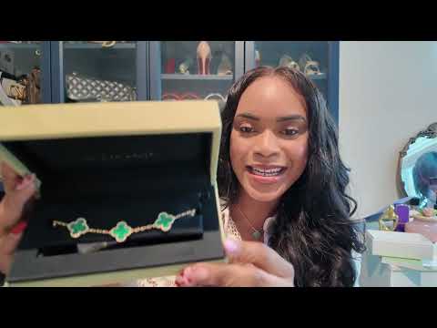 Van Cleef and Arpels 5 Motif Alhambra Malachite bracelet 💚
