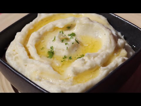 Buttery and Creamy Mashed Potatoes Recipe!