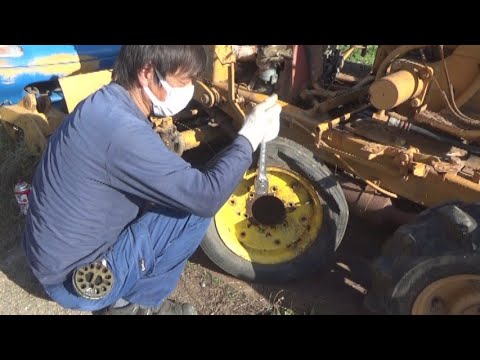 WB04ホイール&ブームシリンダーを分解I disassembled the WB04 wheel and boom cylinder.