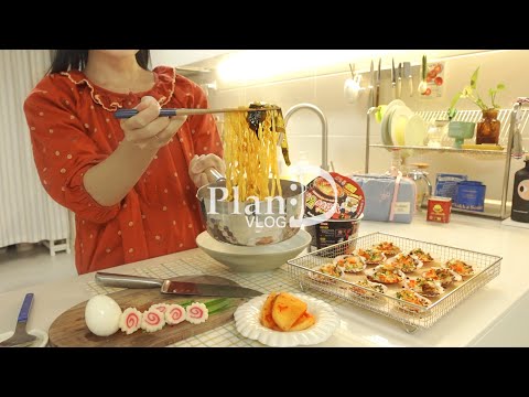 Baking Success! The Famous Buldak Miyeokguk Stew, The Hyundai Christmas Village, Scallop Week Vibes