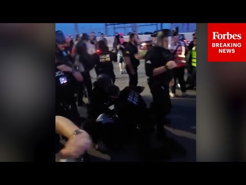 RAW VIDEO: Dallas, Texas Police Detain Anti-ICE Protesters During Demonstration