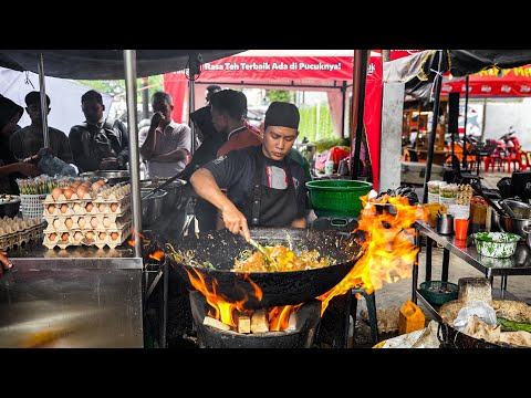 Mie Balap - Most Famous Charcoal Egg Fried Noodles in Indonesia