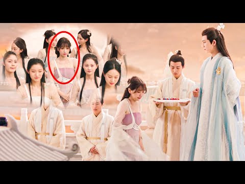 Among 100 fairies, the Lord God has his eyes on the little flower demon in the corner!