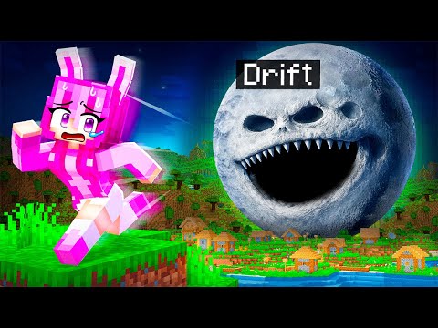 Playing As THE MOON WAKES UP To Troll My Friends in Minecraft…