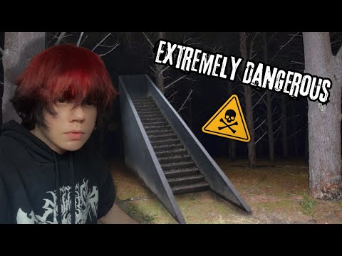 How to Survive the Stairs to Nowhere! (Horror Story)