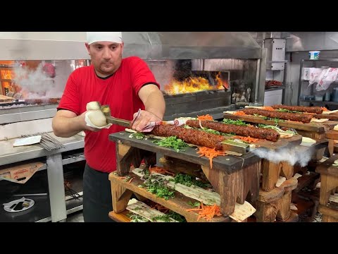 Are Hundreds of People Waiting in Line? - Turkish Street Food Compilation