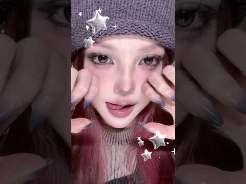 Monochrome smoky vibes with a fresh pink twist!🩶🩷