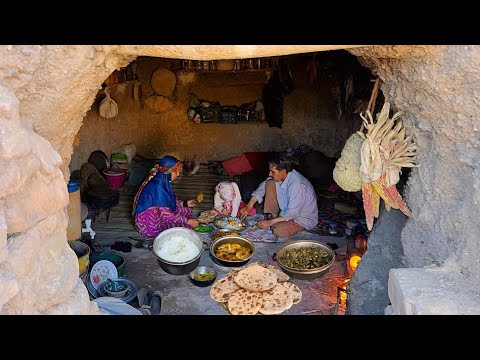 Authentic Iranian Village Cooking: Bean Pilaf With Saffron Chicken and Fresh Local Bread!