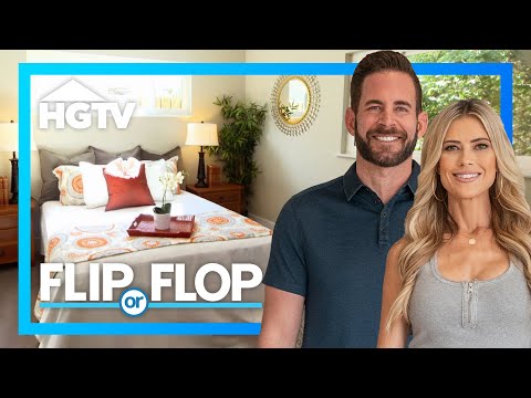 Big Issues Threaten Modern Renovation | Flip or Flop | HGTV