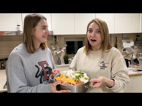 부대찌개 처음 먹어보는 우크라이나 쌍둥이 언니 반응