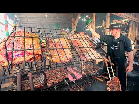 Barbecue, barbecue, and more barbecue. The biggest and longest barbecue festival in Brazil