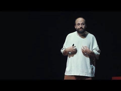 How to feel comfortable when making a mistake | Maayan Malka | TEDxBeitBerlCollege