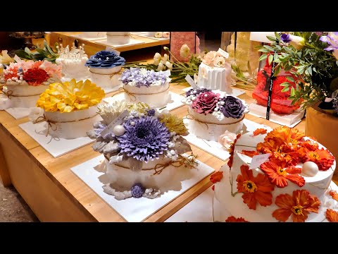How Amazing Whipped Cream Flower Cake is Made | Korean Dessert