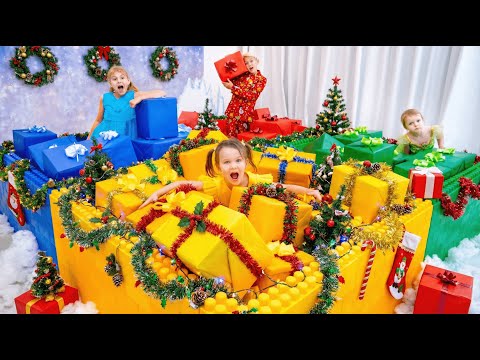 Rozprávkové Vianoce: 4 farby, 4 stromčeky a more veselých hier! 🎄✨