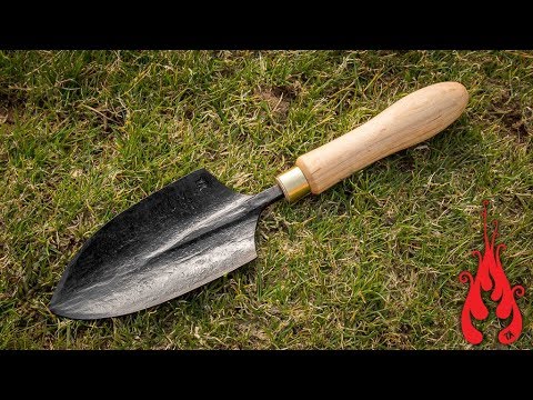 Blacksmithing - Making a garden trowel
