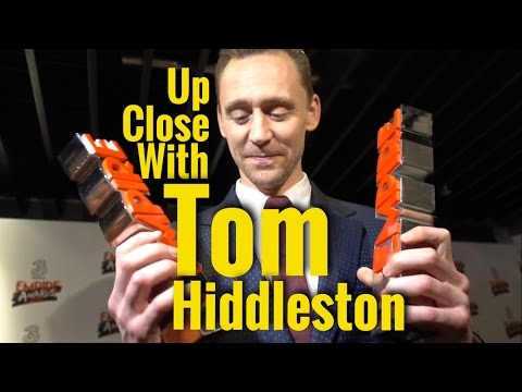 Up close and personal with TOM HIDDLESTON and his HANDS at the EMPIRE AWARDS