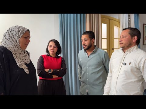 طردوا الخدامه من الفيلا واهانوها ومايعرفوش ان ابنها مليونير صاحب كل حاجه ! فماذا فعل