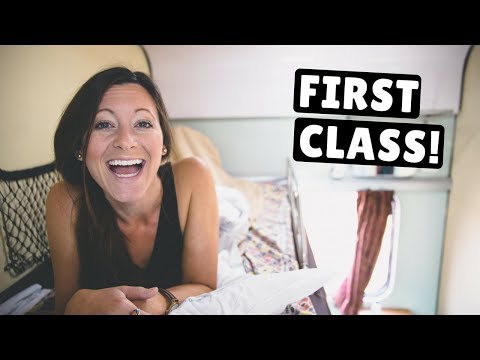 THE BEST TRAIN IN INDIA | Duronto Express | Overnight Jaipur to Mumbai