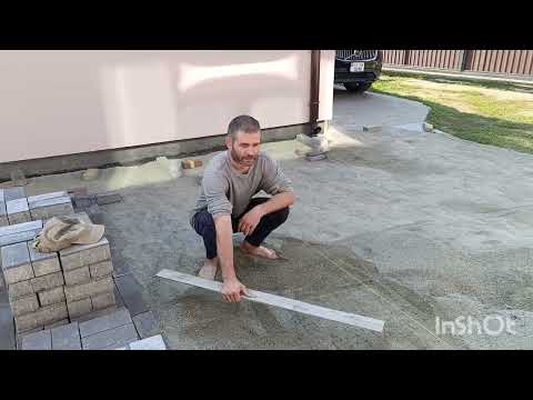 Альтернативний спосіб вкладання бруківки на власному подвір'ї просто на відсів - як я це роблю.