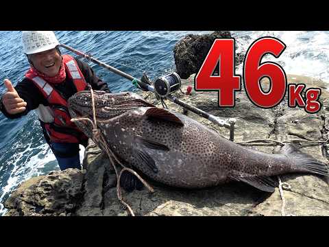 Insane Fight With a 46kg Monster Grouper!