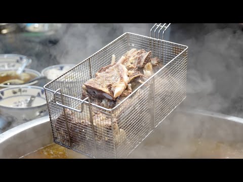 每天只開三小時就完售！熬煮八小時新鮮湯頭 最強夜間牛肉麵  龍眼木炭火燒肉飯