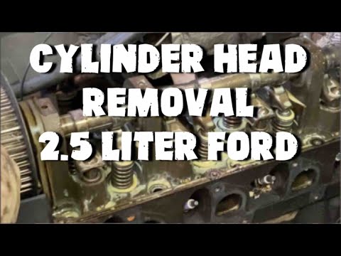 How to Remove a Cylinder Head on a 2.5 liter Ford Ranger Engine