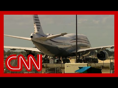 Trump: Only 'stupid person' would turn down free jet