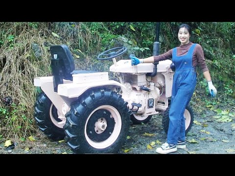 Genius Girl Spent A Month Repairing An Abandoned Tractor And Made It Look Brand New!|Linguoer