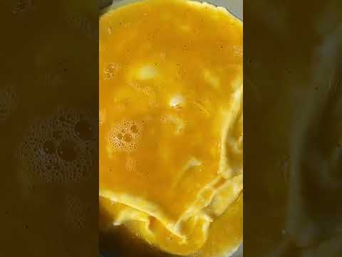 Protein-Packed Omelette! 🍳🌞| Eat and Shine ☀️