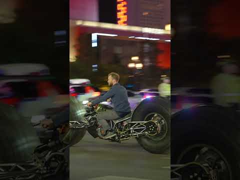Bat Pod drives the Las Vegas strip!