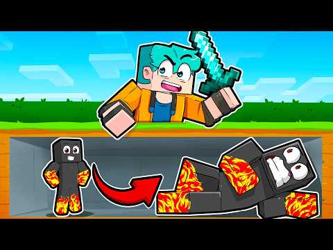 SMALL and GIANT Fugitive vs HUNTER in MINECRAFT