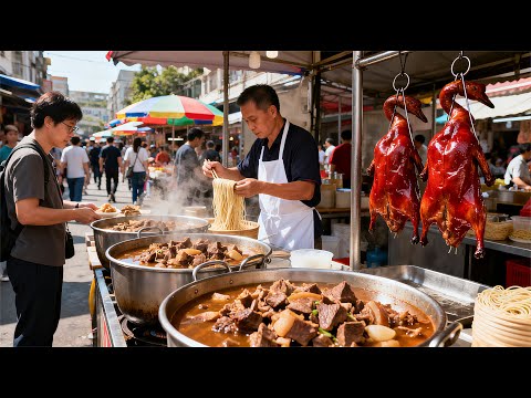 廣東廣州熱鬧早市，遍佈街巷的老字号美食，脆皮燒肉咸香滿口嘎滋脆，老西關牛雜濃鬱鮮香，小巷鮮花攤盡顯老廣的務實與浪漫，這地道早市堪稱廣式生活博物館