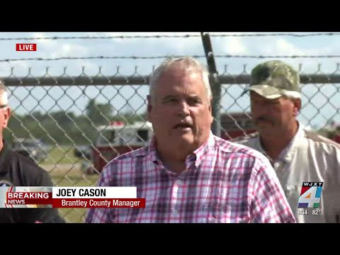 Officials: Crews struggling to get Brantley County fire under control; 54 homes destroyed